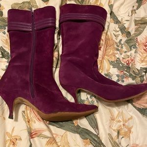 NEED TO SELL ASAP Marc Jacob low heel boots size 8